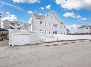 916 County St, Fall River, MA 02723