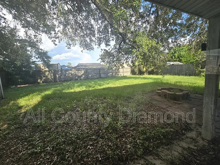 215 S Kimbrel Ave — Photo 21