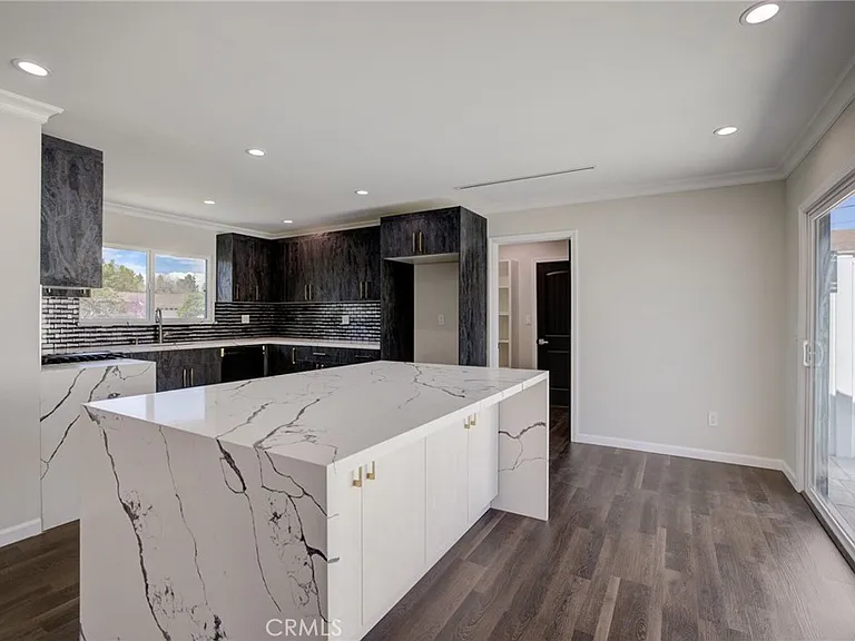 10920 Garden Grove Ave — Photo 13