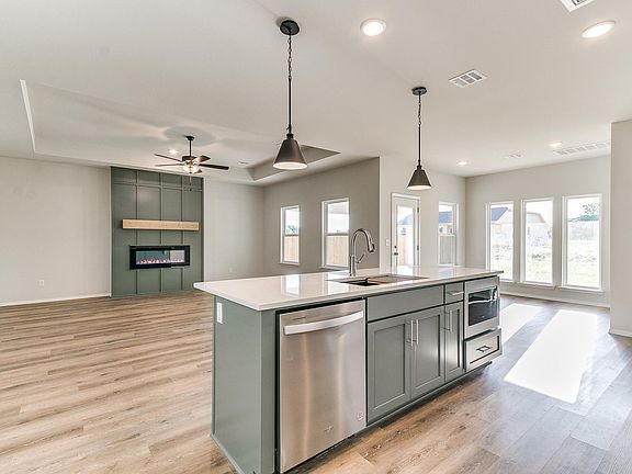 7th image of this home