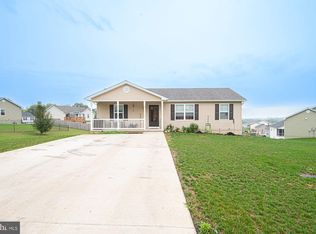 21 Lilleigh Ct, Maurertown, VA 22644