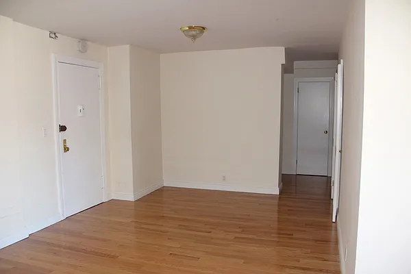 Rented by Michael K Namm Associates | media 15