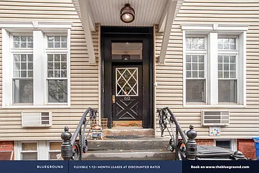 Rented by The Blueground