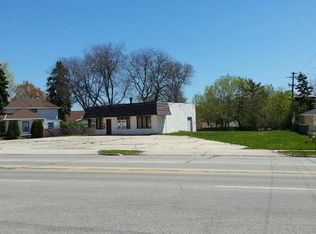2904 S 84th St, West Allis, WI 53227