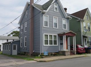 513 13th St, Huntingdon, PA 16652