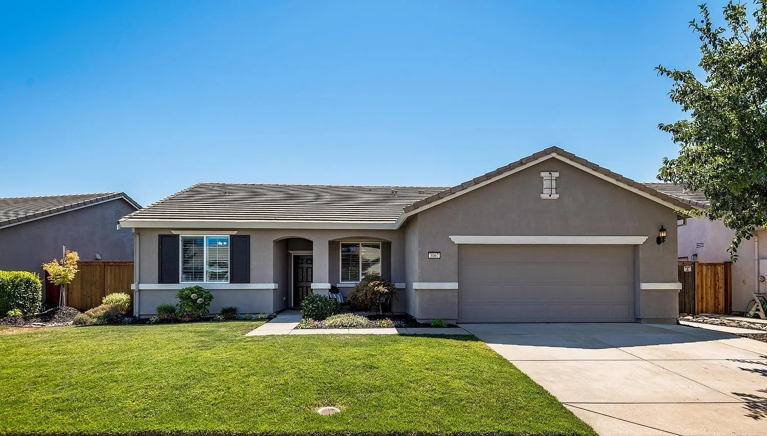 3067 Littleton Ln photo 1