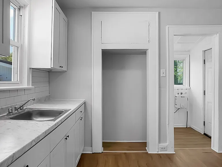 2135 Dorchester Rd — Photo 27