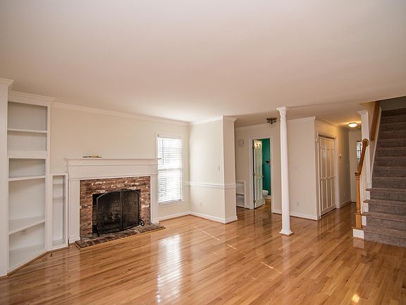 3rd image of 4509 Hershey Ct