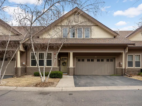 2109 Village Ter, Bloomington, MN 55431