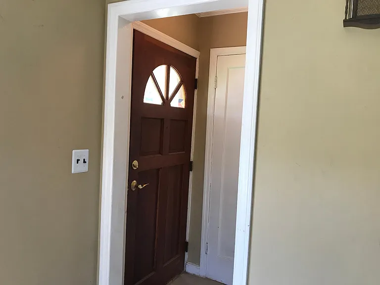 1777 Stone Ave — Photo 6