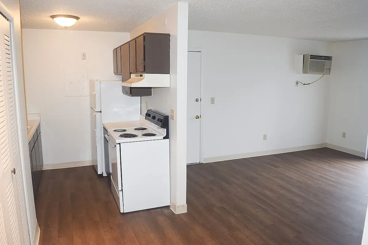 Building Photo - Cedar Grove Apartments