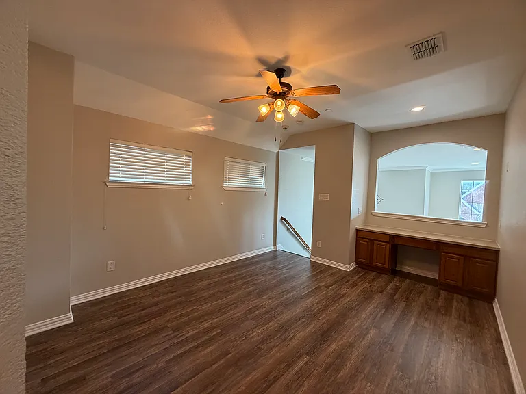 7116 Occidental Rd — Photo 26