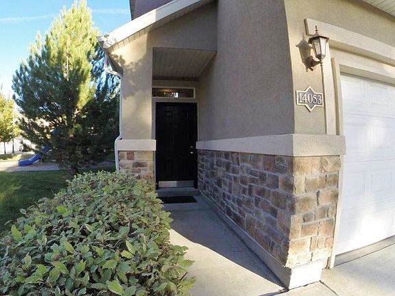2nd image of 14053 S Cabernet Dr