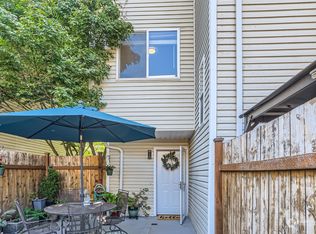 2629 SW Nevada St APT 104, Seattle, WA 98126