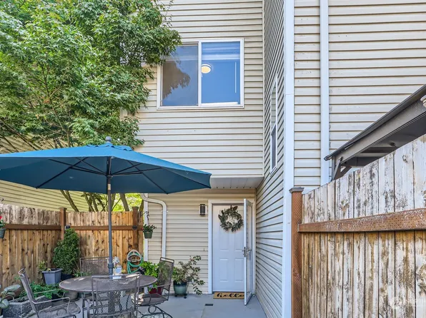 2629 SW Nevada #104, Seattle, WA 98126