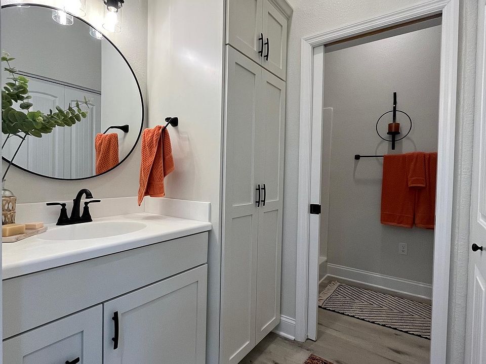 928 Remington Ave Thomasville GA Zillow