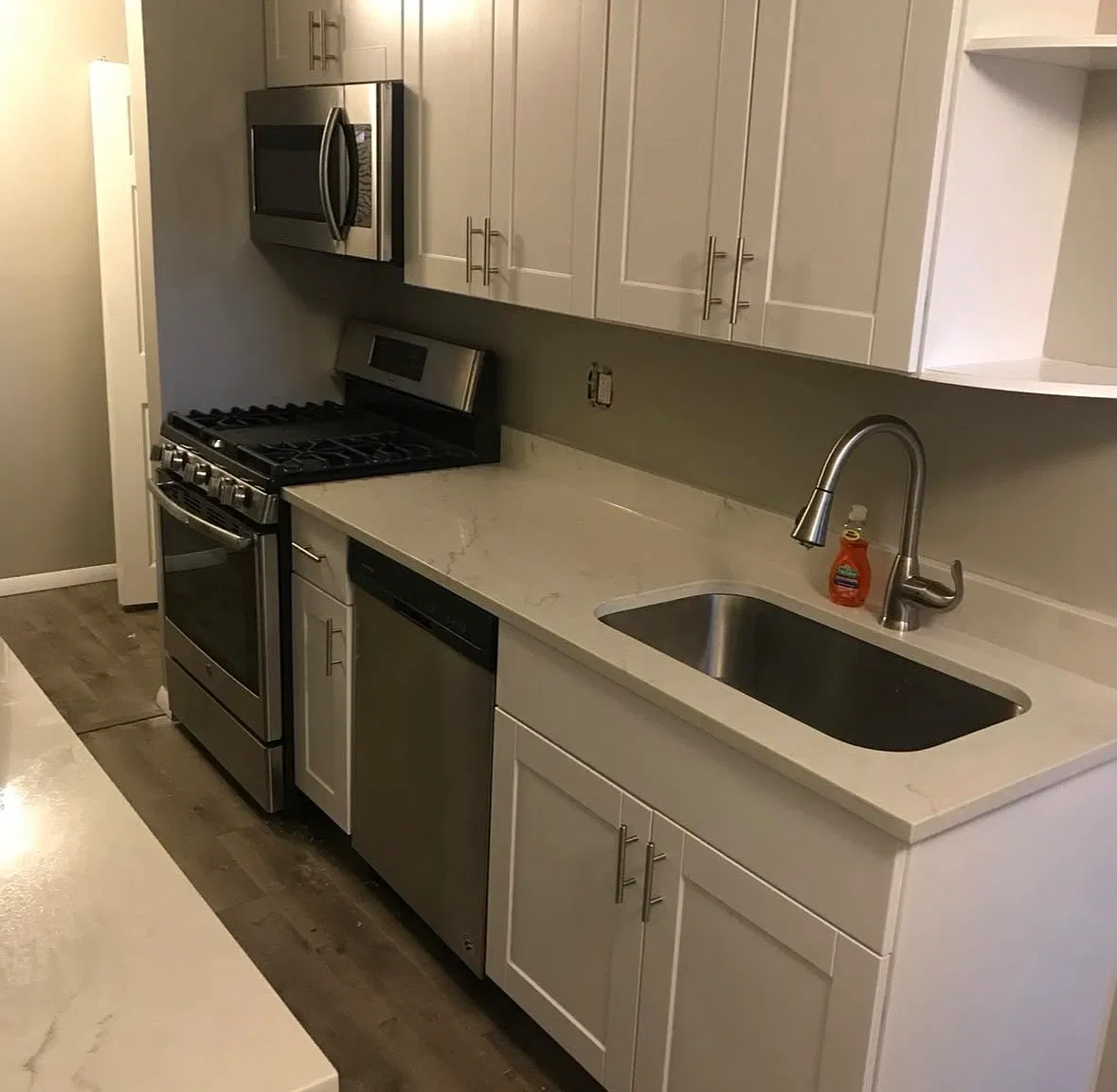 1 bed, 700 sqft, $1,700 — Photo 1