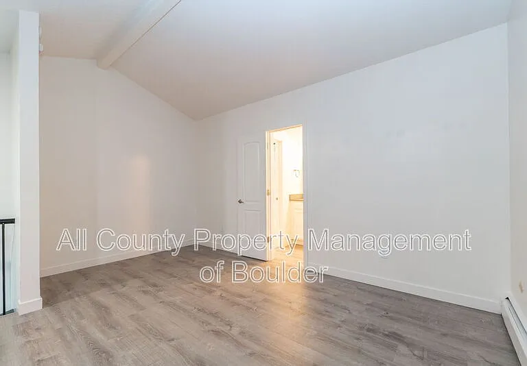 1842 Canyon Blvd #205 — Photo 7