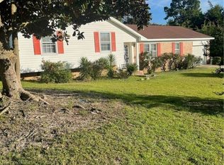5631 Shenandoah Dr, Fayetteville, NC 28304