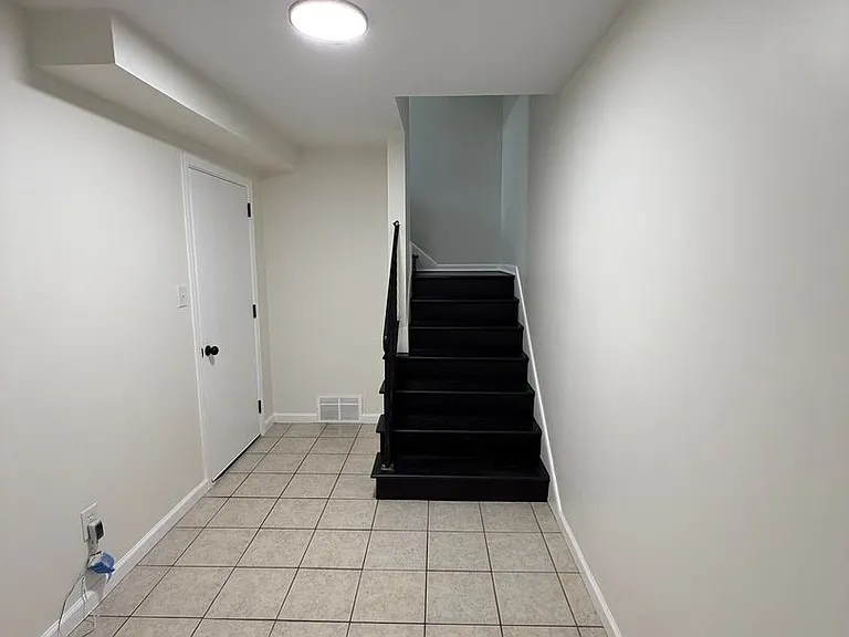 2376 Westwood Dr — Photo 13