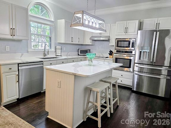 4th image of 9234 Brechin Dr