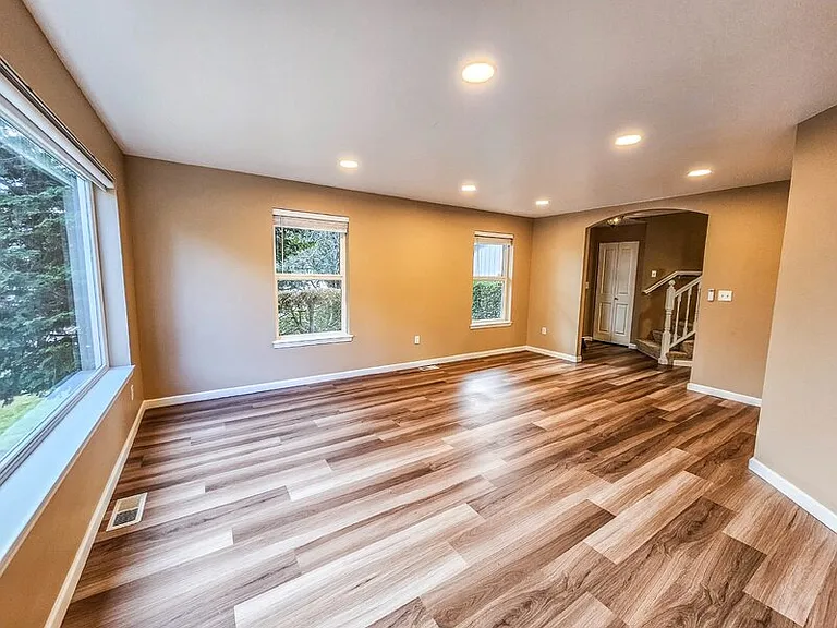 13818 NE 93rd Ct — Photo 5