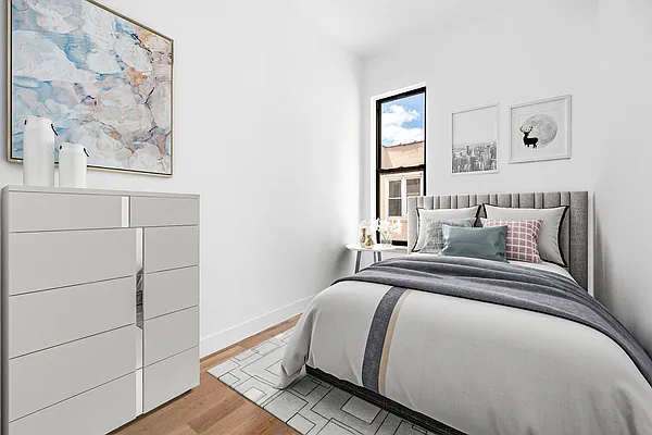 Rented by REAL New York | media 9