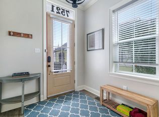 7521 Maple St, New Orleans, LA 70118