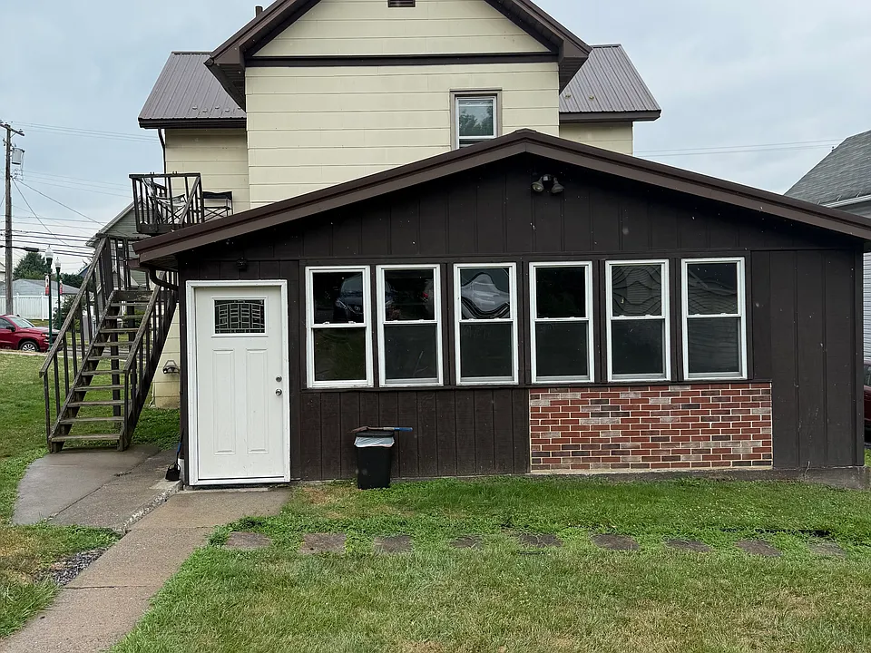 515 Maple Ave