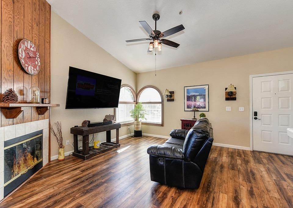 1st image of 306 Beachcomber Dr E #2009