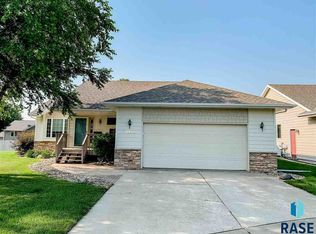 4932 S Kalen Pl, Place Sioux Falls, SD 57103