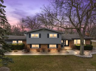 2669 Cheswick Dr, Troy, MI