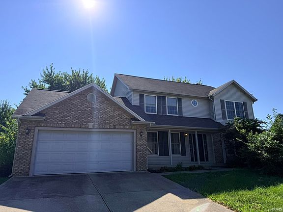 3rd image of 4816 N Ashcroft Ln