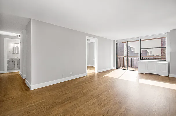 Rented by Mirador Real Estate | media 21