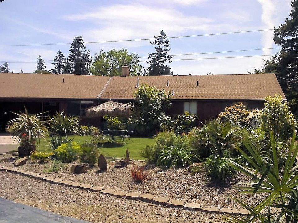 Unique Ranch w/Cedar siding