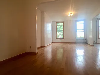 Rented by Northside Plaza Inc.