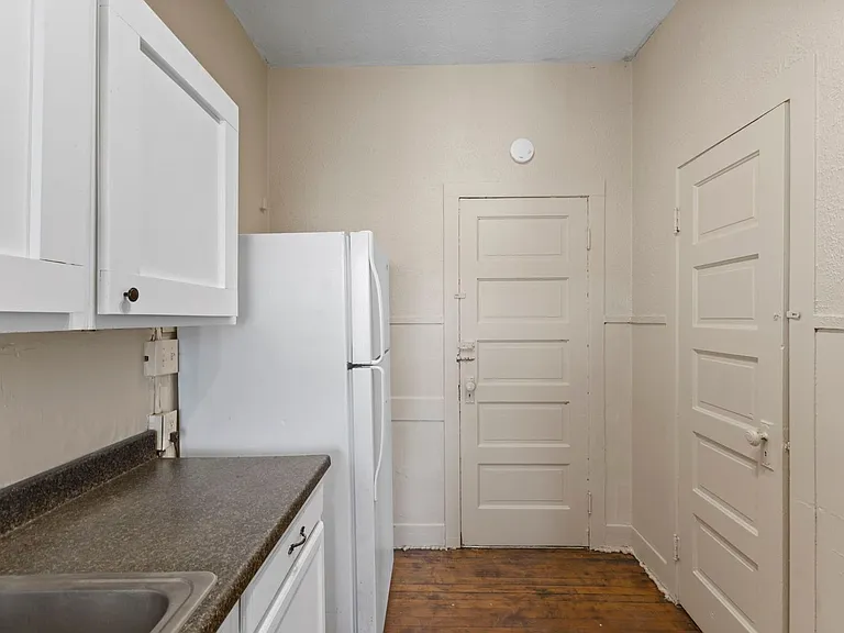 Woodruff Place — Photo 14
