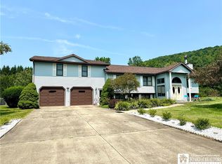 2 Solterra Cir, Allegany, NY 14706