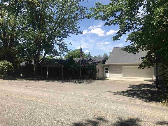 2nd image of 1822 W County Road 200 S