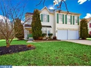 19 Vassar Rd, Mount Laurel, NJ 08054