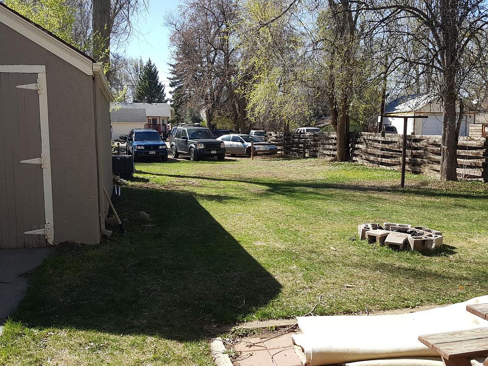 2nd image of 623 S Loomis Ave Unit A