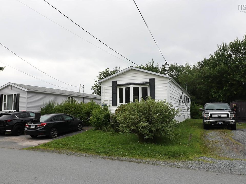 2nd image of 1515 Woodbine Dr