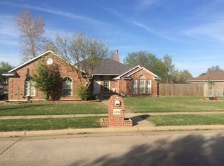 1401 Von Elm Pl, Yukon, OK 73099