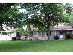 7171 Allisonville Rd photo 1