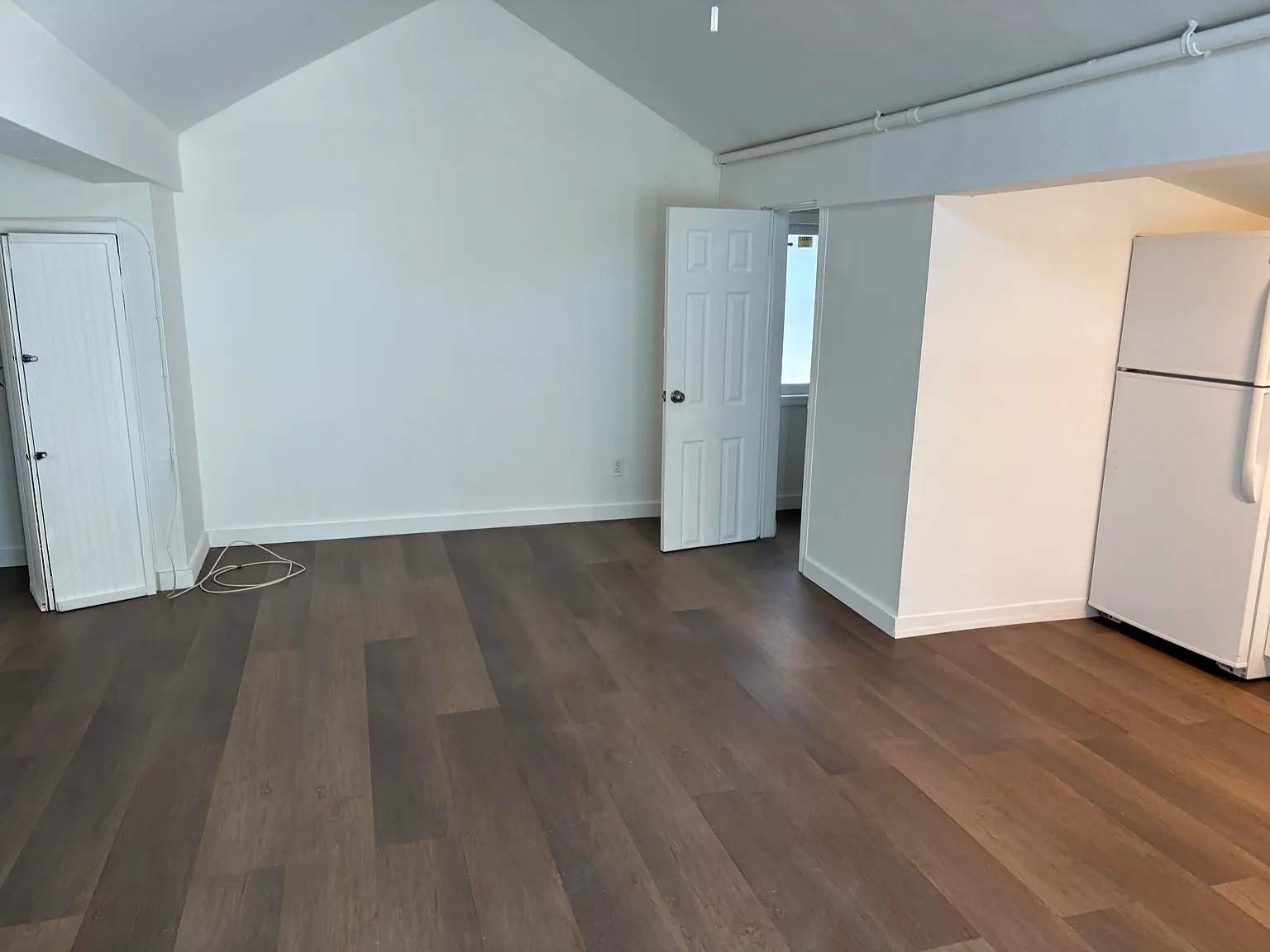 Studio, 1.0 bath, 2091 sqft, $1,650 — Photo 3
