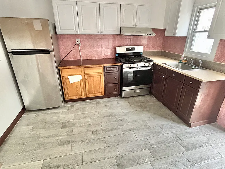 807 Snyder Ave — Photo 7