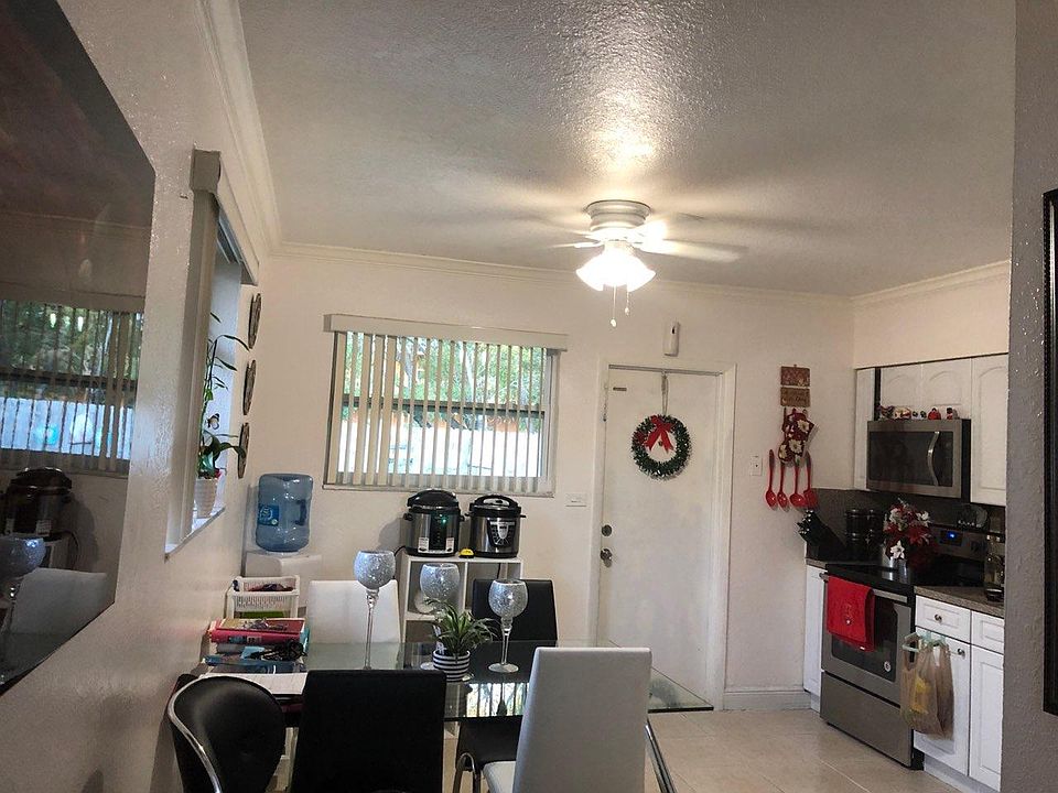 1st image of 17302 SW 94th Ave #17302