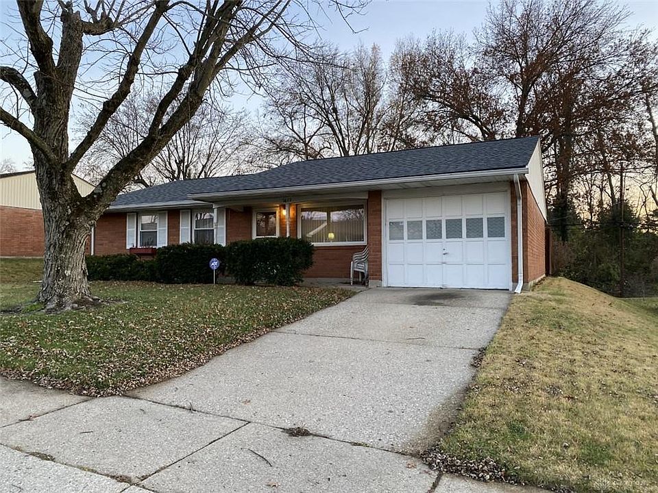1st image of 2612 Pinegrove Dr