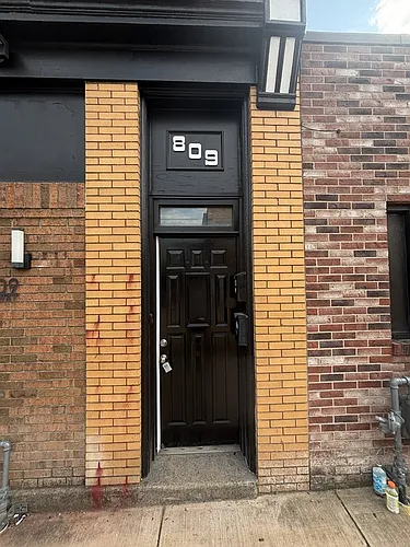 809 Broadway Ave #2 Photo 1