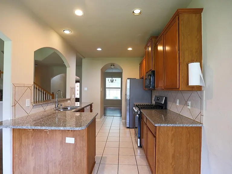 5102 Heatherdawn Ct — Photo 11